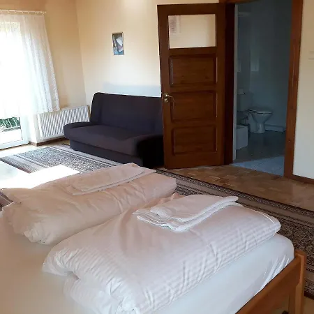 Pokoje Salent Inn